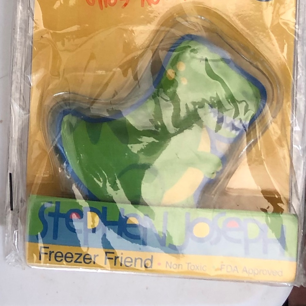 Dinosaur freezer friend